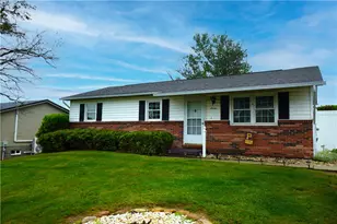 7 Windridge Dr, Uniontown, PA 15401 - Photo 1