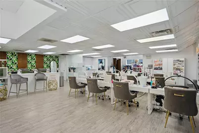 609 Washington Ave, Bridgeville, PA 15017 - Photo 2