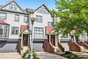 33 Waterfront Dr, Washington's Landing, PA 15222 - Photo 1