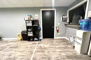 550 W George St, Carmichaels-Cumberland, PA 15320 - Photo 40