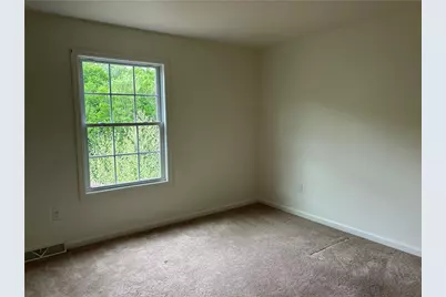 607 Crestview Ln, Lower Burrell, PA 15068 - Photo 14