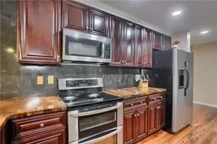 1259 Lakevue Dr, Penn Township, PA 16002 - Photo 18