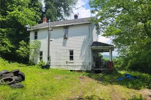 6 McKinley Rd, Charleroi Boro, PA 15022 - Photo 1