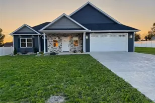 3 Vincent Dr, North Union Township, PA 15401 - Photo 4