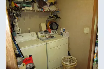 615 Amy Lane, Center Township, PA 16001 - Photo 12