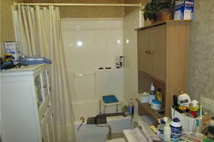 615 Amy Ln, Center Township, PA 16001 - Photo 10