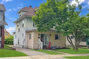 6 Home Portfolio, New Castle, PA 16101 - Photo 2