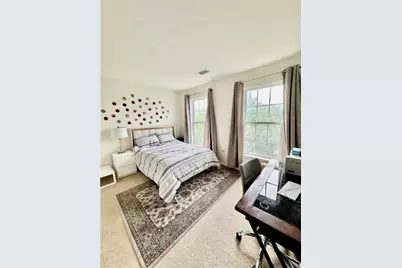 1869 Pioneer, Pittsburgh, PA 15143 - Photo 18