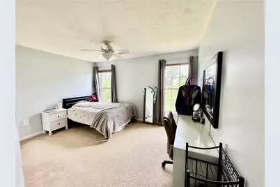 1869 Pioneer, Pittsburgh, PA 15143 - Photo 22