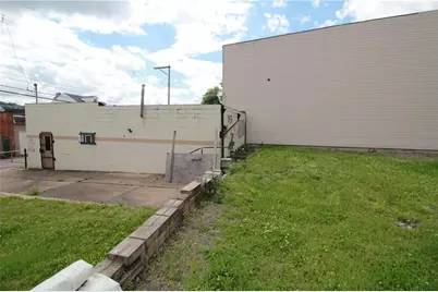 4614 Penn Ave, Pittsburgh, PA 15224 - Photo 10