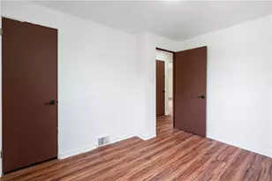 114 Oliver Dr, White Oak, PA 15131 - Photo 16