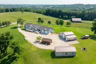 140 Jocelynn Ln, Smithfield, PA 15478 - Photo 1