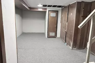 819 Toman Ave, Clairton, PA 15025 - Photo 18