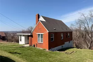 819 Toman Ave, Clairton, PA 15025 - Photo 2