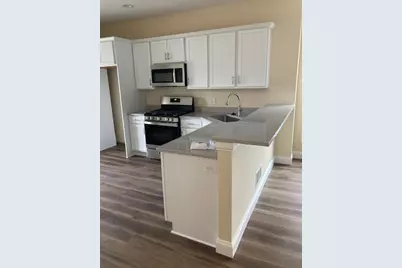 4055 Briarwood Dr, Hempfield Township, PA 15644 - Photo 6