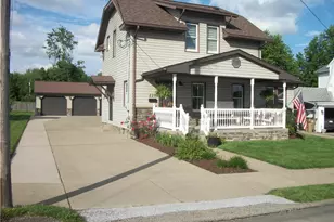 228 S Market St, Carmichaels-Cumberland, PA 15320 - Photo 1