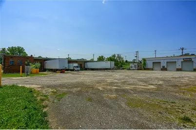 85 Helen St, McKees Rocks, PA 15136 - Photo 32