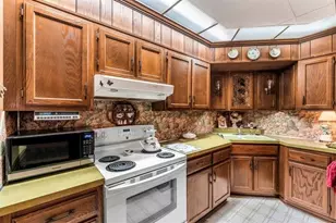 334 E State St, Sharon, PA 16146 - Photo 12