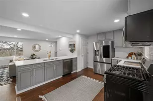 1171 Arrowood Dr, Pittsburgh, PA 15243 - Photo 14