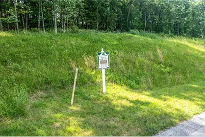 3036 Ravenwood Dr, Hempfield Township, PA 15601 - Photo 12