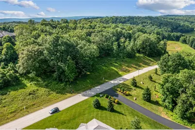 3036 Ravenwood Dr, Hempfield Township, PA 15601 - Photo 2