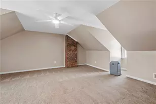 841 Blossom Wy, Pittsburgh, PA 15212 - Photo 24