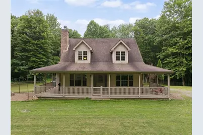 29 Cherry Tree Lane, Mercer, PA 16137 - Photo 1