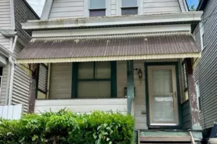 2618 Salisbury St, Pittsburgh, PA 15210 - Photo 1