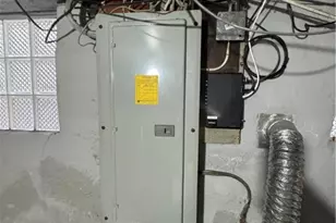 125 Frazier Ave, Stowe Township, PA 15136 - Photo 8