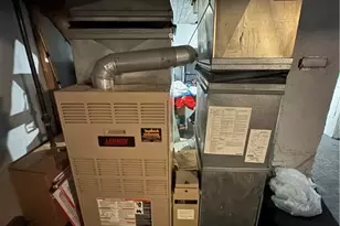 125 Frazier Ave, Stowe Township, PA 15136 - Photo 6