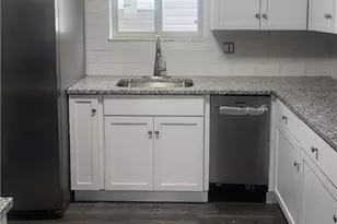 118 Brady Ave, Washington, PA 15301 - Photo 2