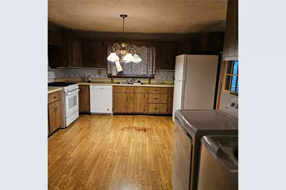 111 Laughlin St, Dawson, PA 15428 - Photo 6