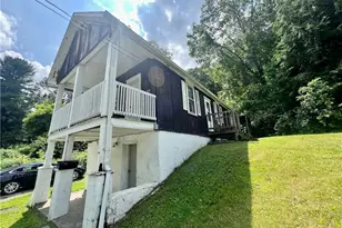 901 N Ashland Ave, New Castle, PA 16102 - Photo 2