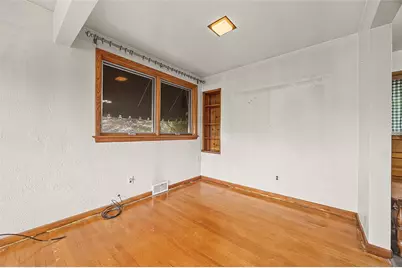 1209 Phillippi Ave, Bethel Park, PA 15102 - Photo 8