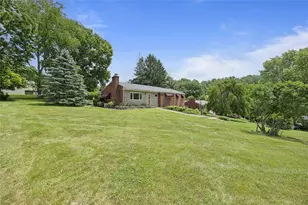 1209 Phillippi Ave, Bethel Park, PA 15102 - Photo 2