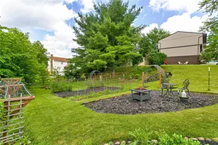 301 Holland Ct, Findlay Township, PA 15108 - Photo 26