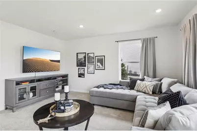 185 Sweetwater Dr, Moon/Crescent Twp, PA 15108 - Photo 8