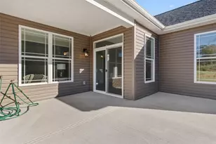 1004 Lakeshore Dr, Baden, PA 15005 - Photo 34