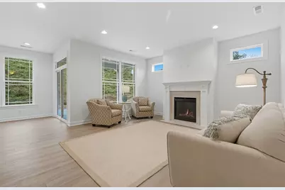 1004 Lakeshore Drive, Baden, PA 15005 - Photo 8