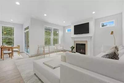 1004 Lakeshore Drive, Baden, PA 15005 - Photo 10