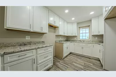 742 Sandstone Way, Rostraver, PA 15012 - Photo 4