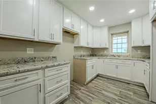 742 Sandstone Way, Rostraver, PA 15012 - Photo 4