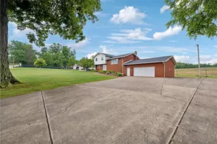 207 State Park Rd, New Alexandria, PA 15670 - Photo 2