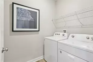 3049 Audrey Dr, Hempfield Township, PA 15601 - Photo 12