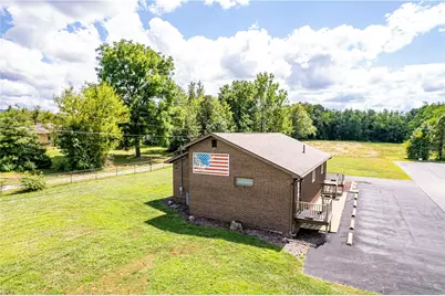 376 East Main St, Mount Pleasant Township, PA 15666 - Photo 2