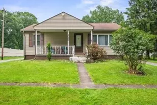 1090-94 N Darby Rd, Hermitage, PA 16148 - Photo 1