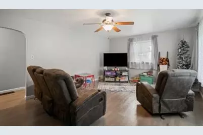 1090-94 N Darby Rd, Hermitage, PA 16148 - Photo 12