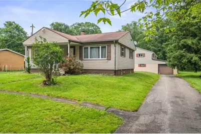 1090-94 N Darby Rd, Hermitage, PA 16148 - Photo 2