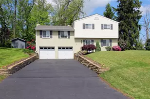 1351 Sky Ridge Dr, Pittsburgh, PA 15241 - Photo 1