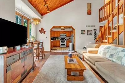 530 Perry Highway, Lancaster Township, PA 16037 - Photo 10